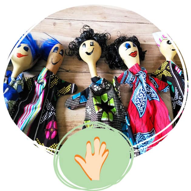 Activité enfants création de marionnettes pendant les vacances
